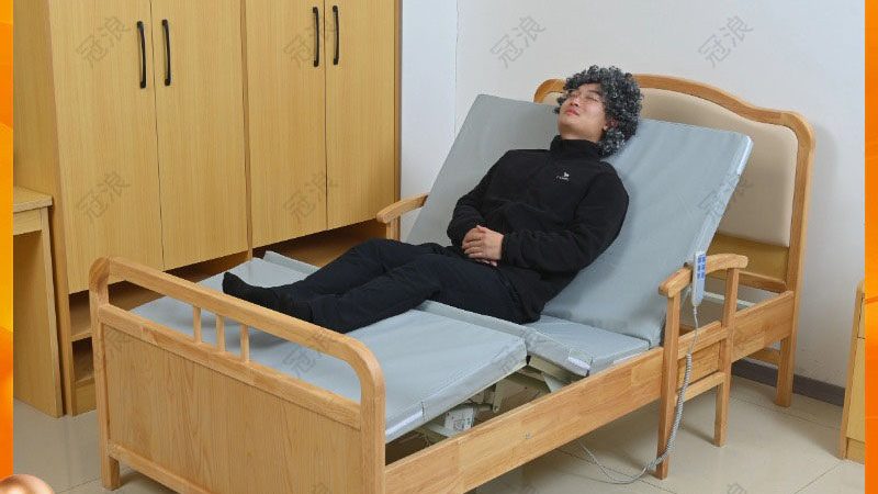 养老护理员证初级和中级区别